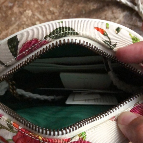 New in box Gucci compact handbag - Picture 8 of 10